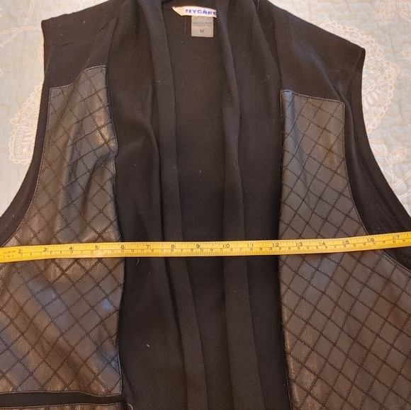 Nygard pleather vest - Picture 6 of 6